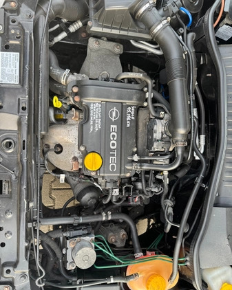 Opel Corsa cena 7500 przebieg: 96000, rok produkcji 2006 z Chodzież małe 29